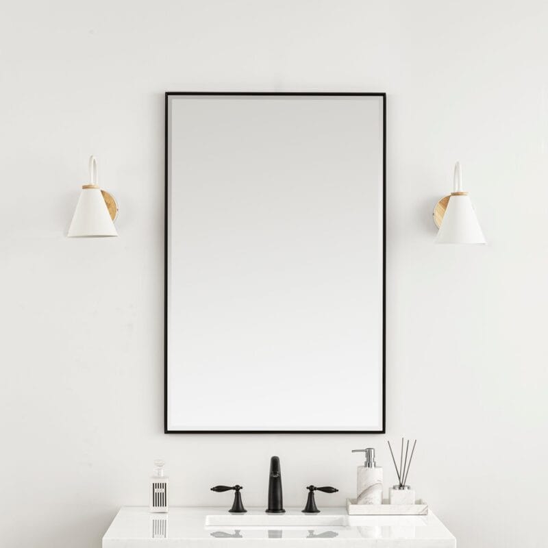 Rohe 26" Rectangular Mirror in Matte Black