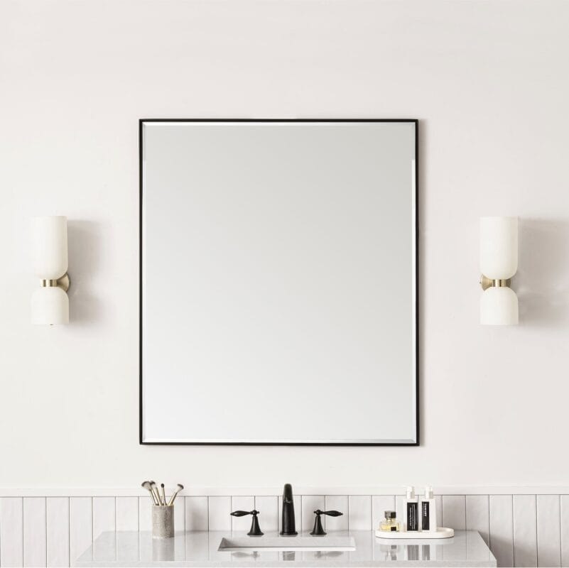 Rohe 36" Rectangular Mirror in Matte Black